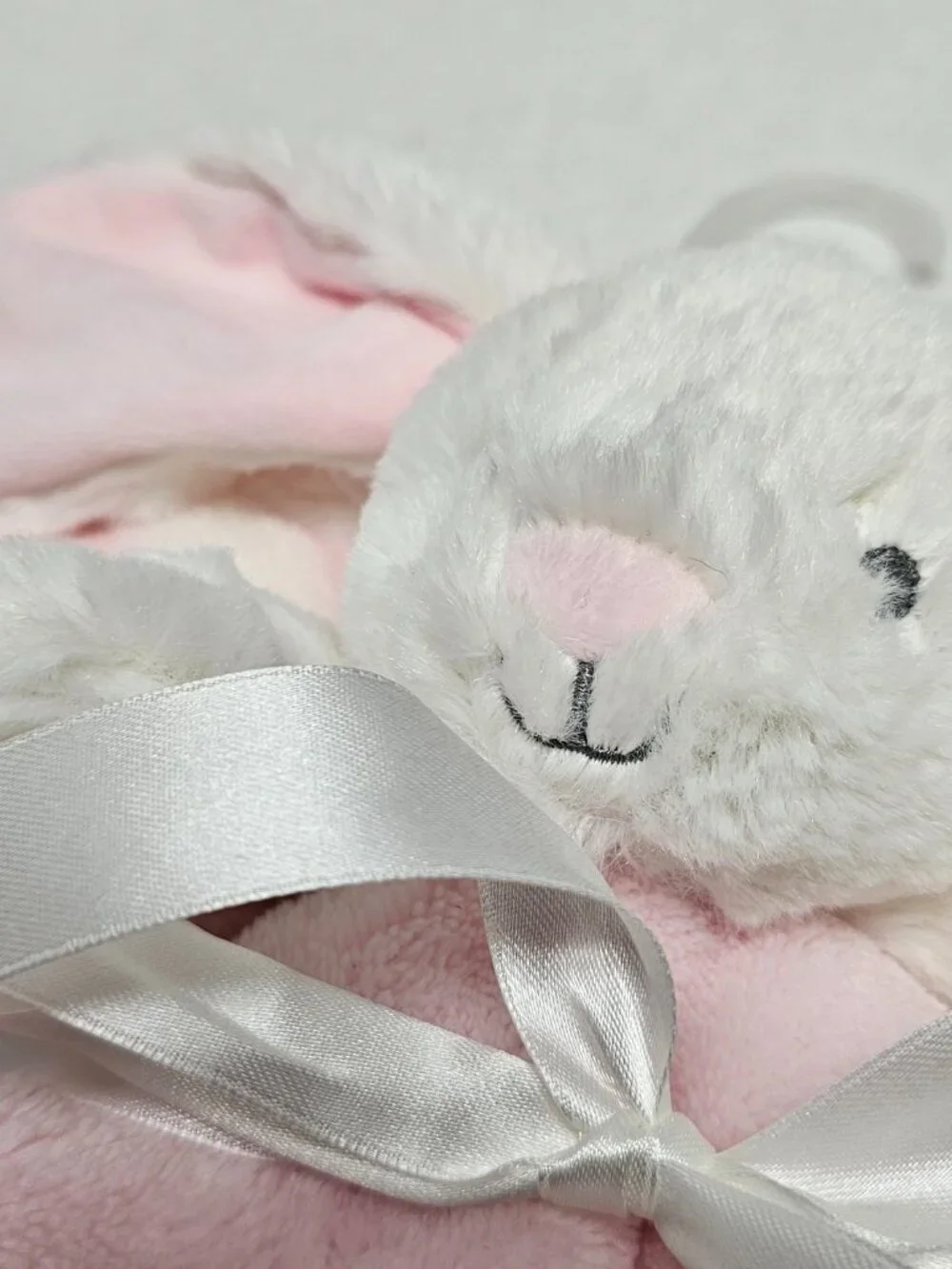 Blankets & Beyond new pink